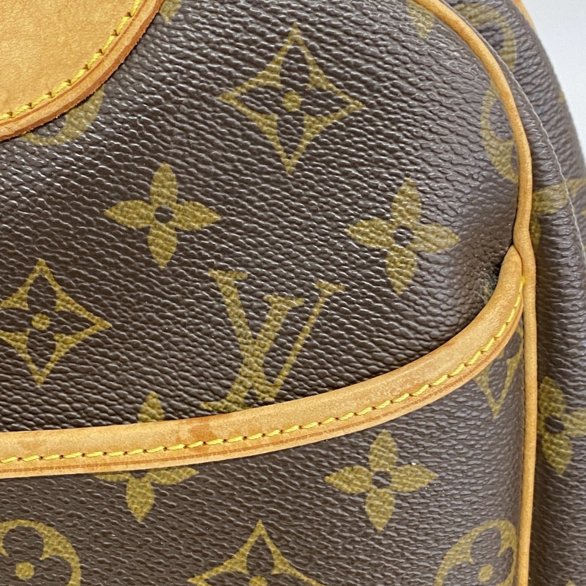 Louis Vuitton Brown Handbag (Pre-Owned)