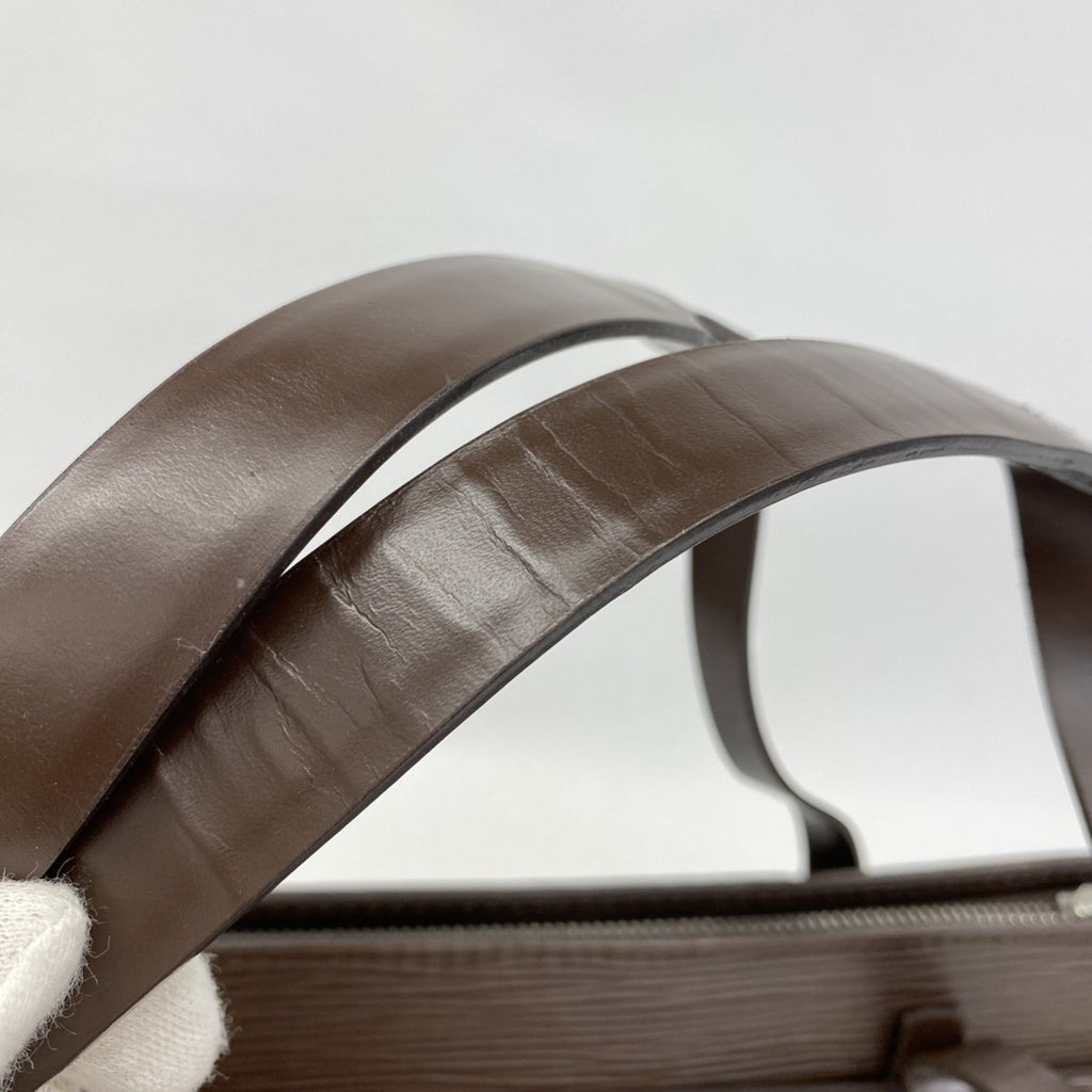 Louis Vuitton Moka Handbag (Pre-Owned)