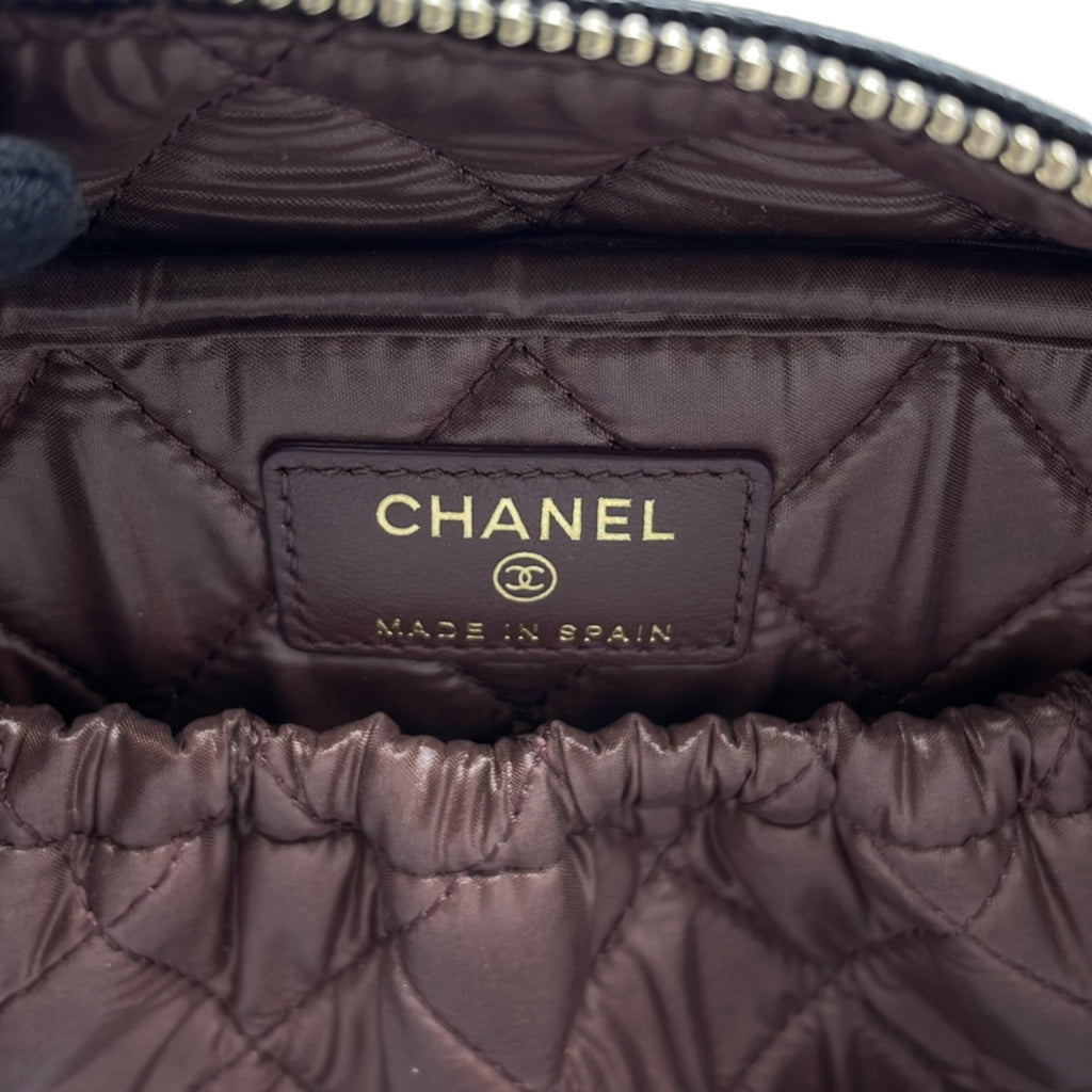 Chanel Matelasse Black Grained Calfskin Pouch (Pre-Owned)