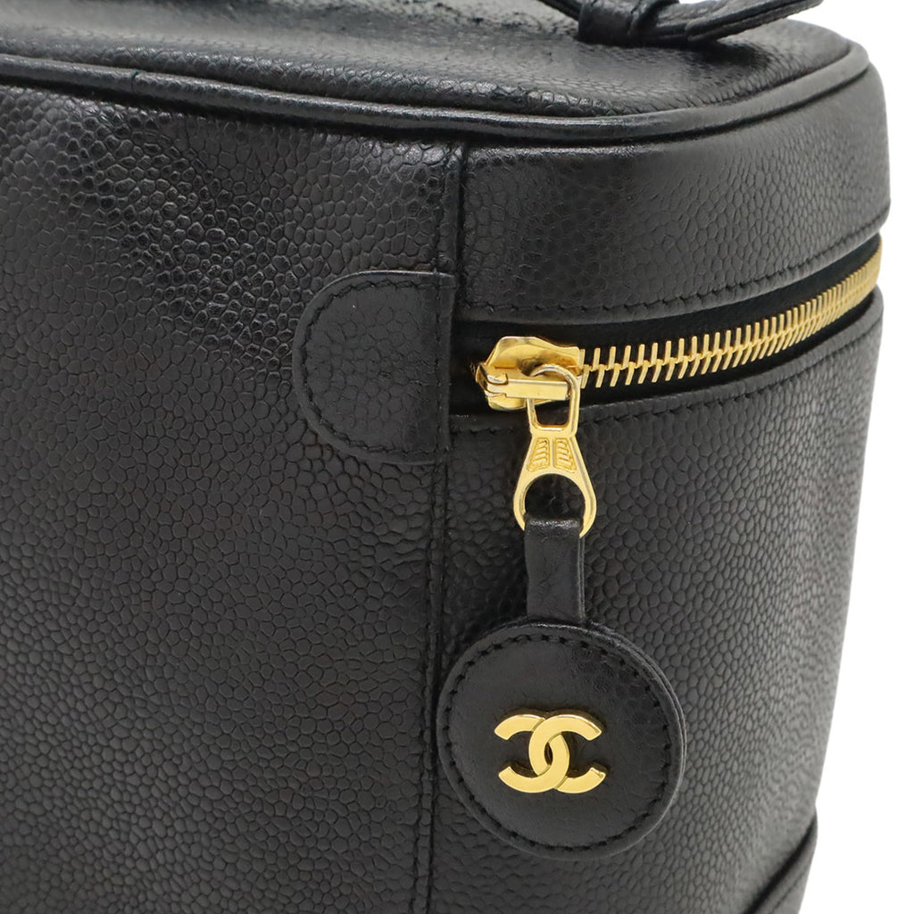 Chanel Black Grained Calfskin Handbag Vanity Bag (Pre-Owned)