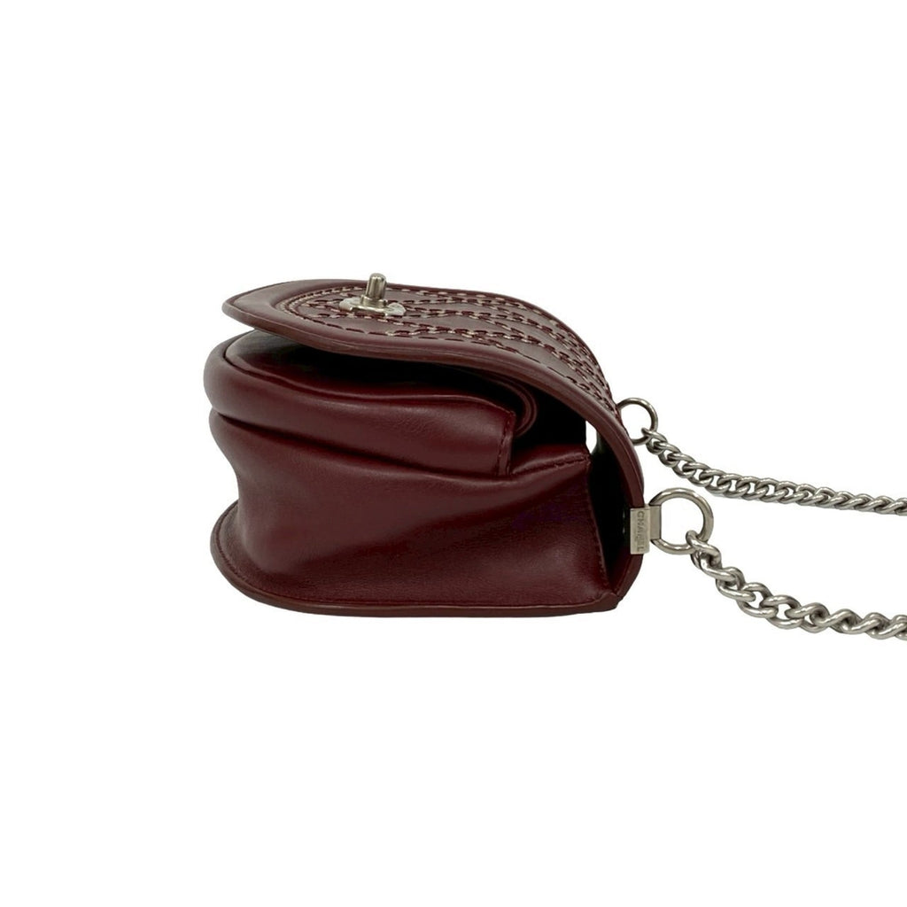 Chanel Red Color Wine Leather Pochette Shoulder Bag (Pre-Owned)