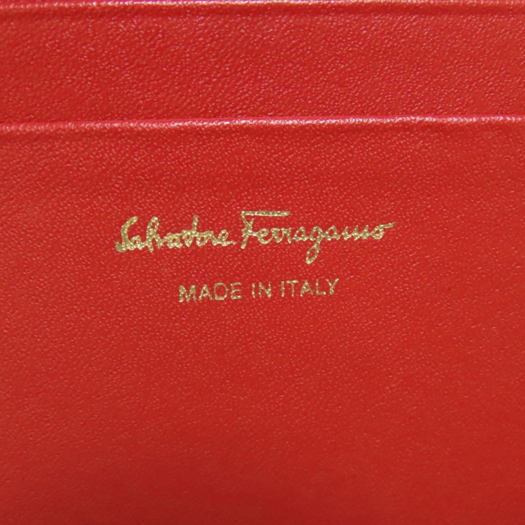 Salvatore Ferragamo Red Color Leather Wallet (Bi-Fold) (Pre-Owned)