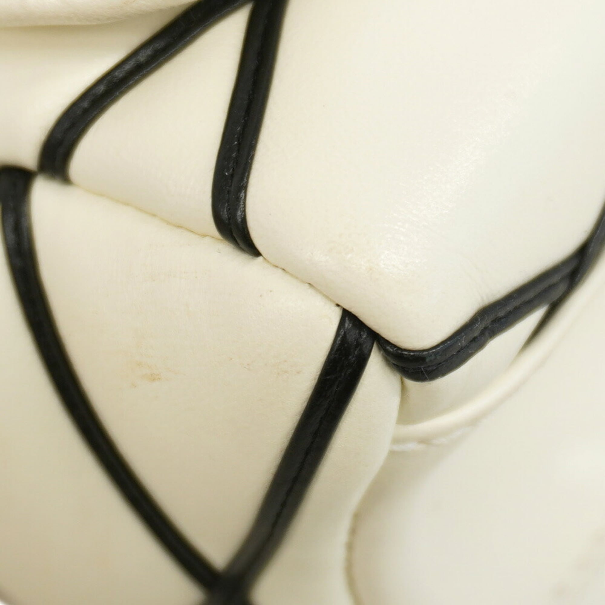 Louis Vuitton Black White Handbag (Pre-Owned)