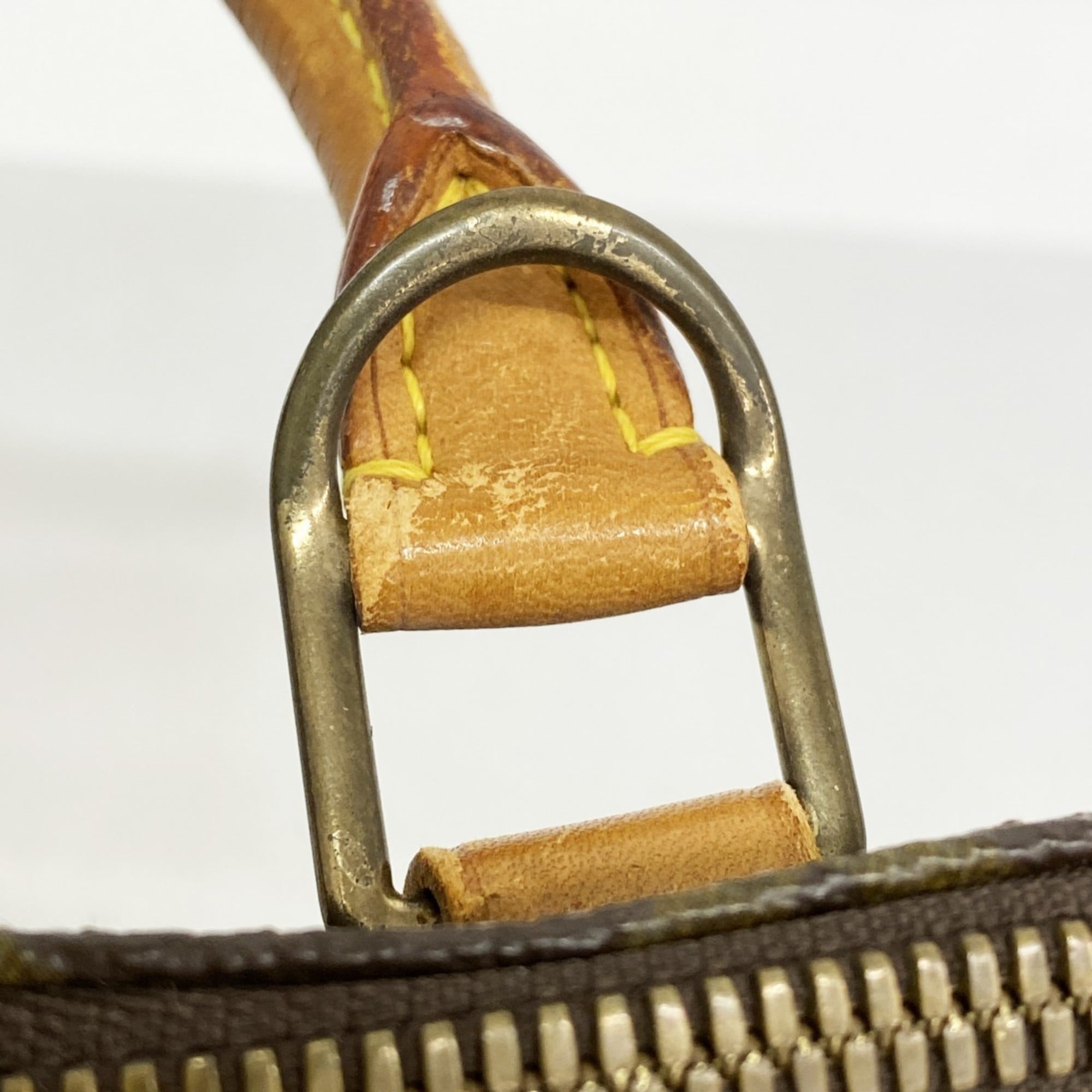 Louis Vuitton Brown Handbag (Pre-Owned)