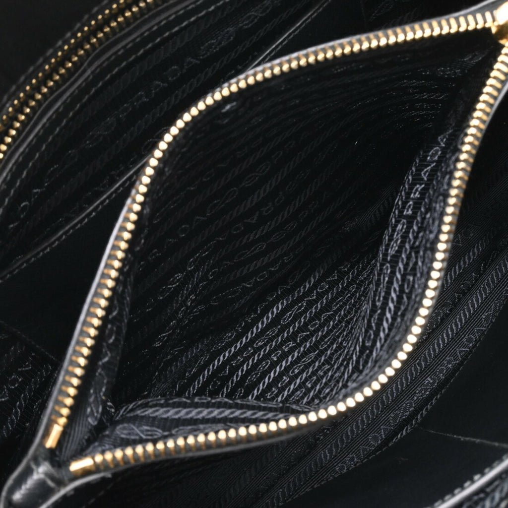 Prada Black Saffiano Triangle Handbag (Pre-Owned)