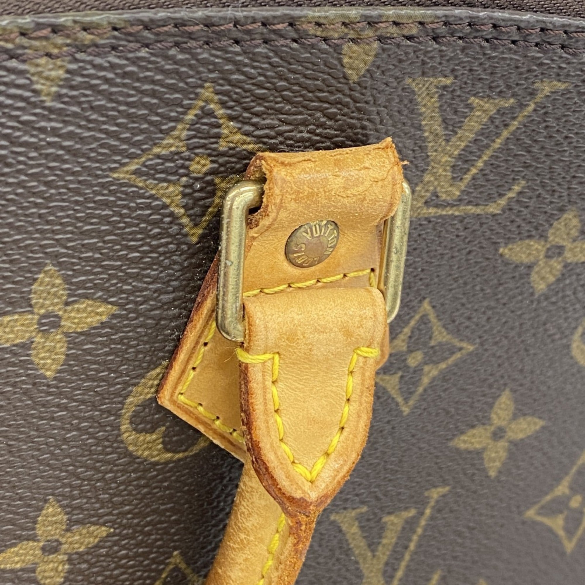 Louis Vuitton Brown Handbag (Pre-Owned)