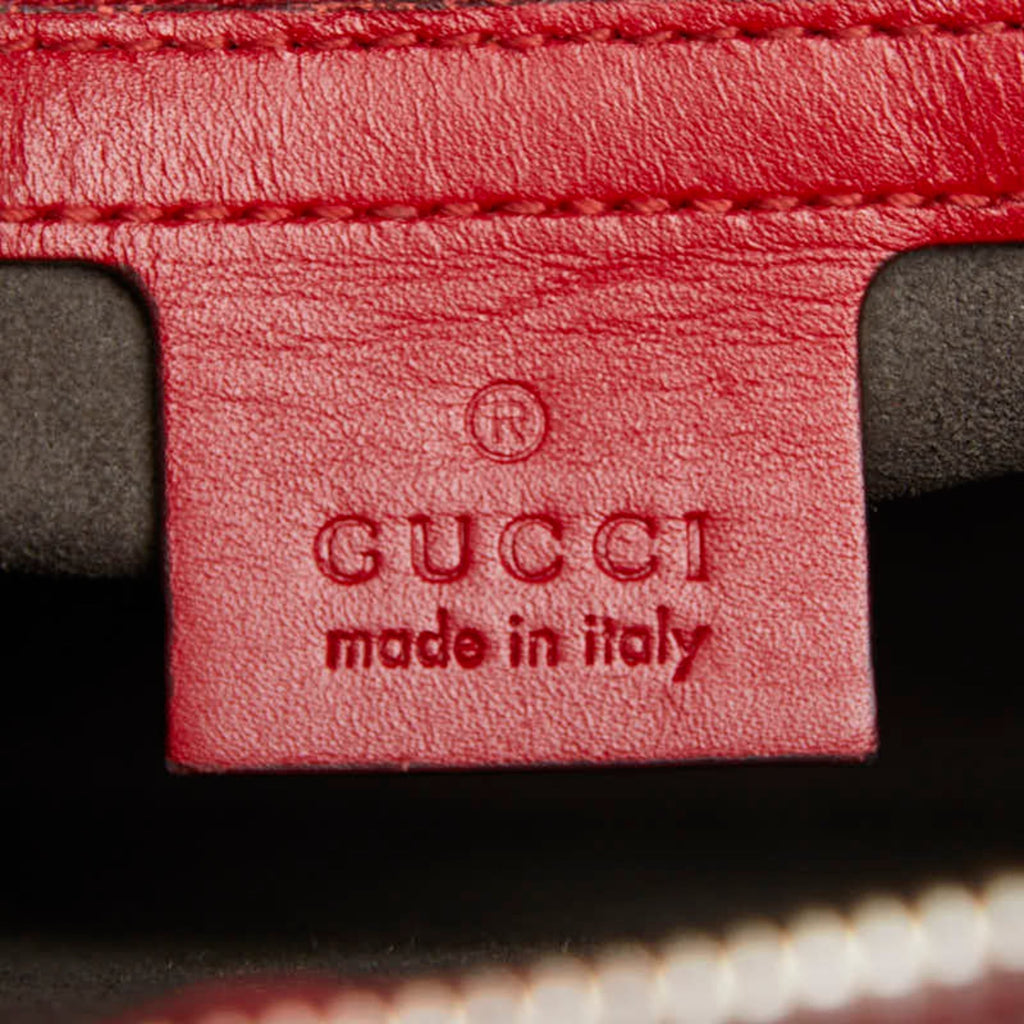 Gucci Red Color Leather Clutch Bag (Pre-Owned)