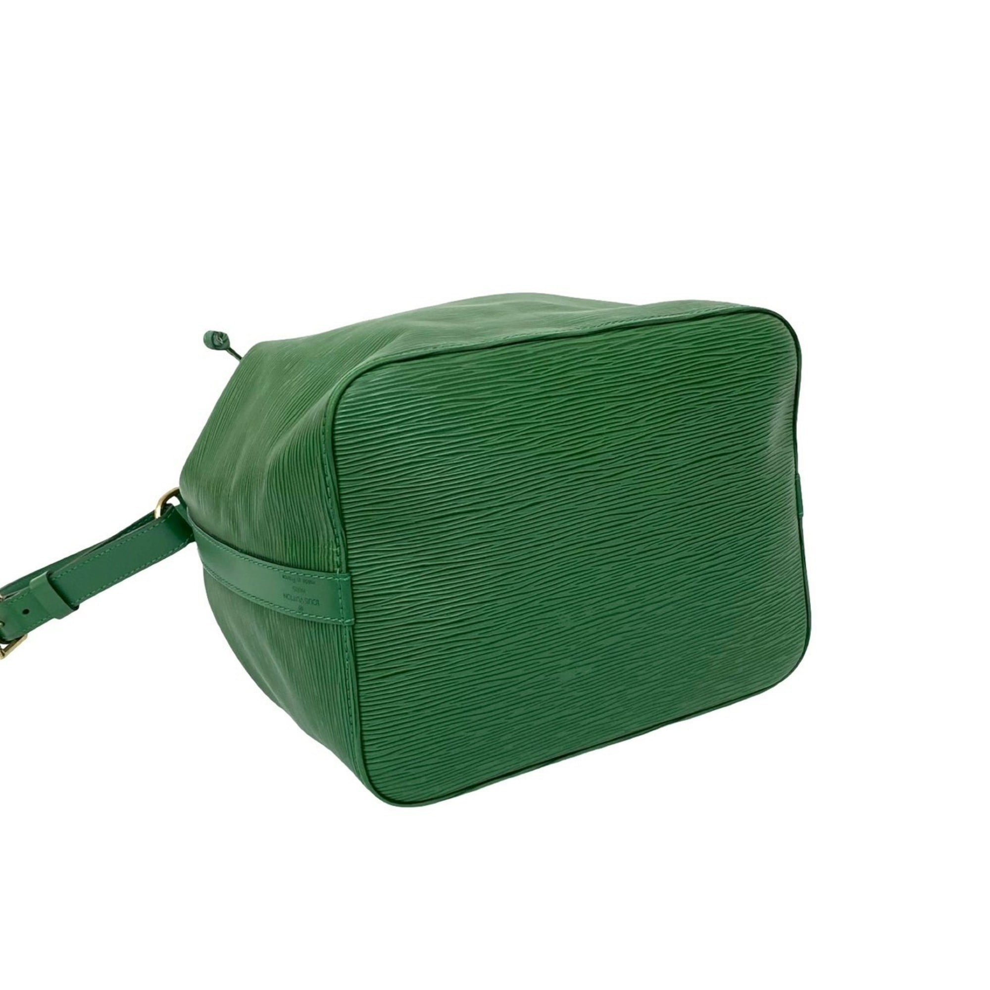 Louis Vuitton Green Epi Leather Shoulder Bag (Pre-Owned)