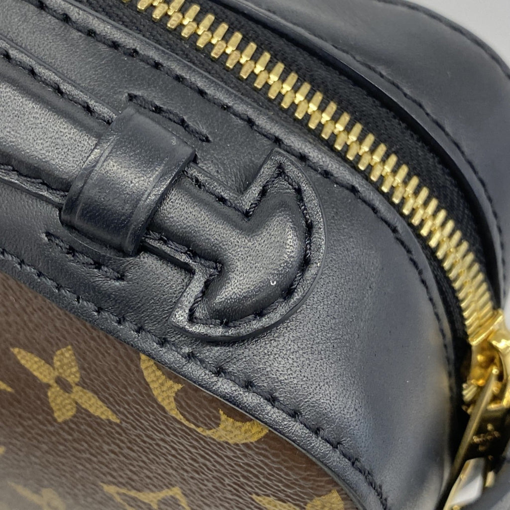 Louis Vuitton Brown Noir Shoulder Bag (Pre-Owned)