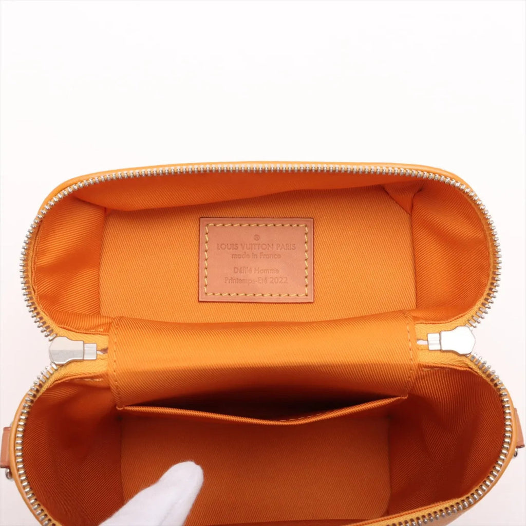 Louis Vuitton Saffron Leather Shoulder Bag (Pre-Owned)