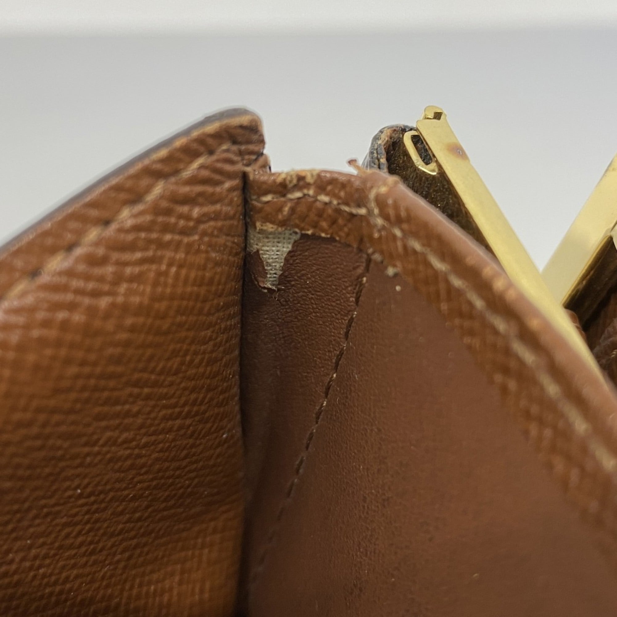 Louis Vuitton Brown Wallet (Bi-Fold) (Pre-Owned)