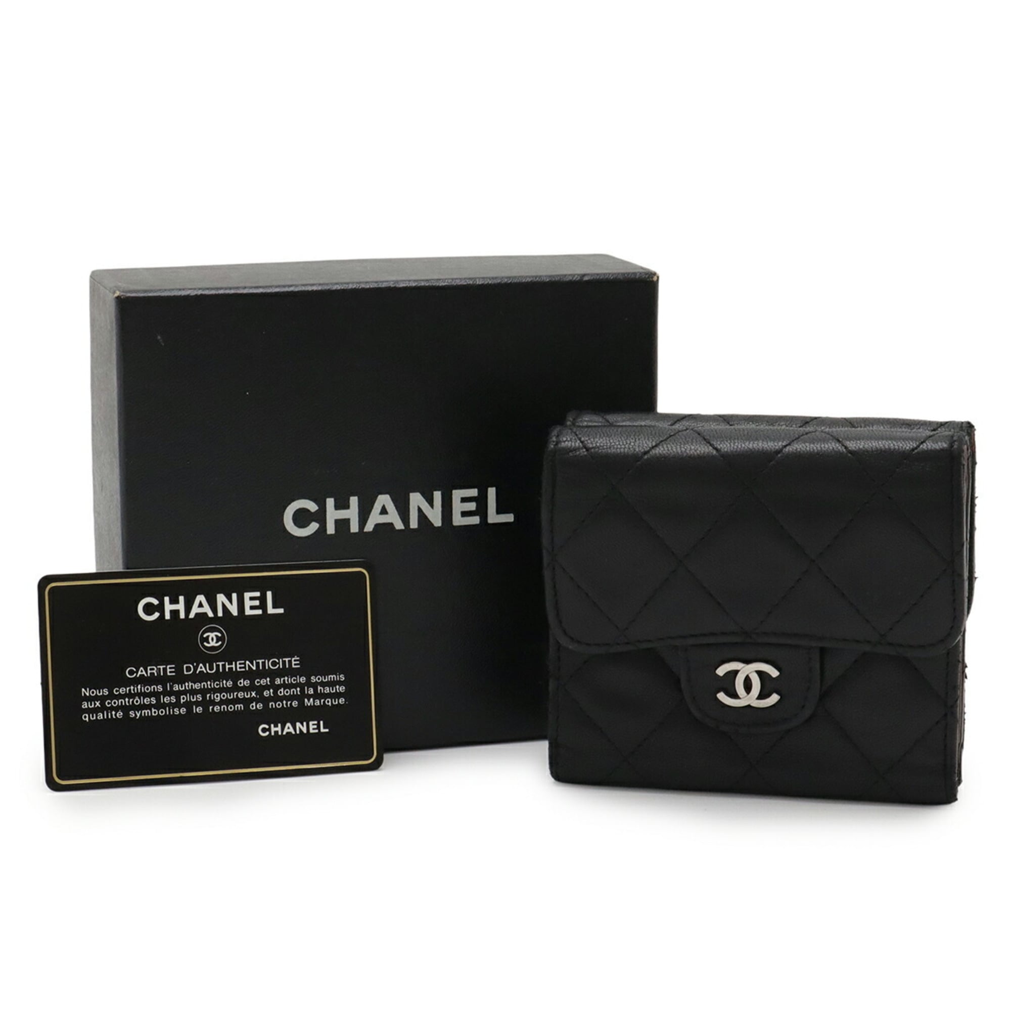 Chanel Black Leather Wallet (Bi-Fold) (Pre-Owned)