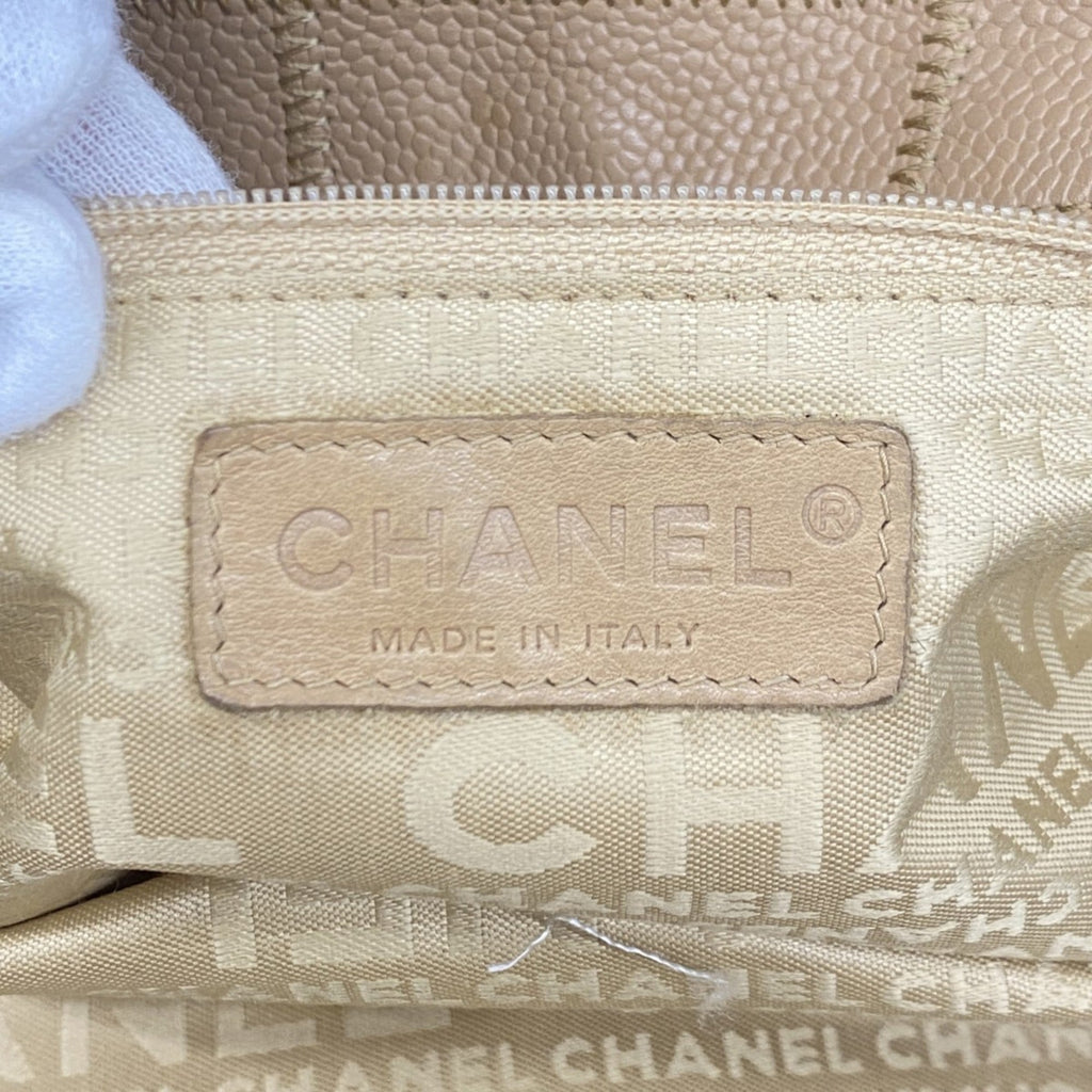Chanel Beige Grained Calfskin Handbag (Pre-Owned)