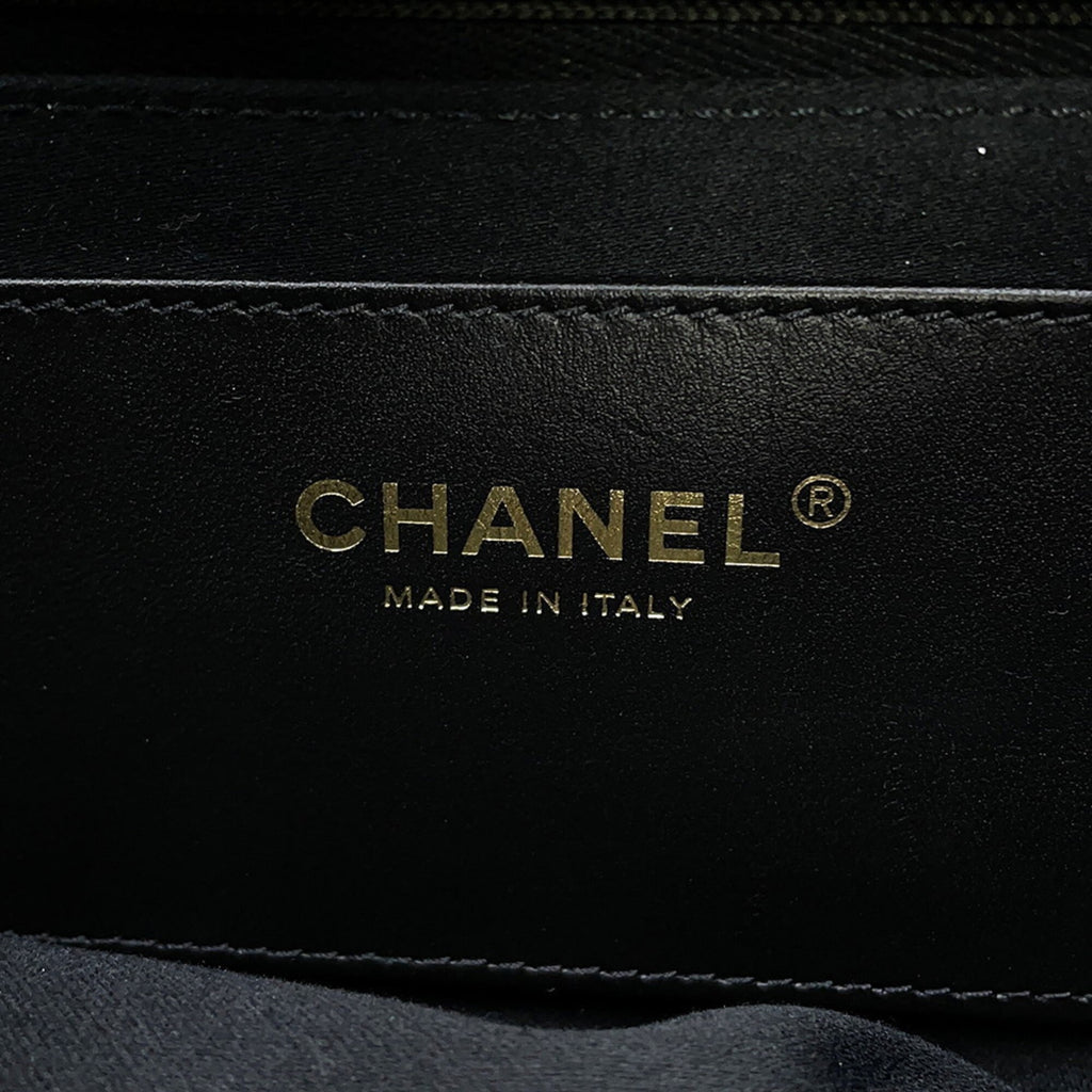 Chanel Matelasse Black Denim Shoulder Bag (Pre-Owned)