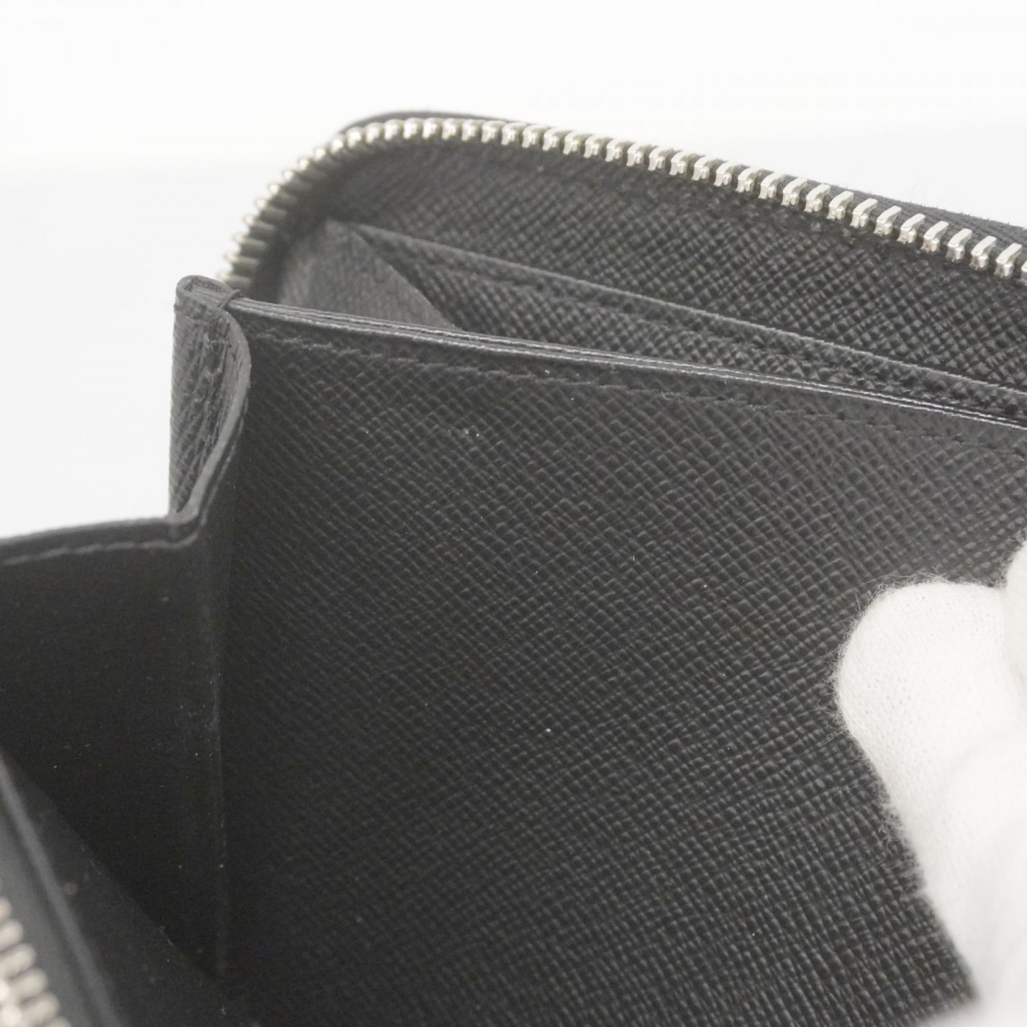 Louis Vuitton Noir Long Wallet (Bi-Fold) (Pre-Owned)