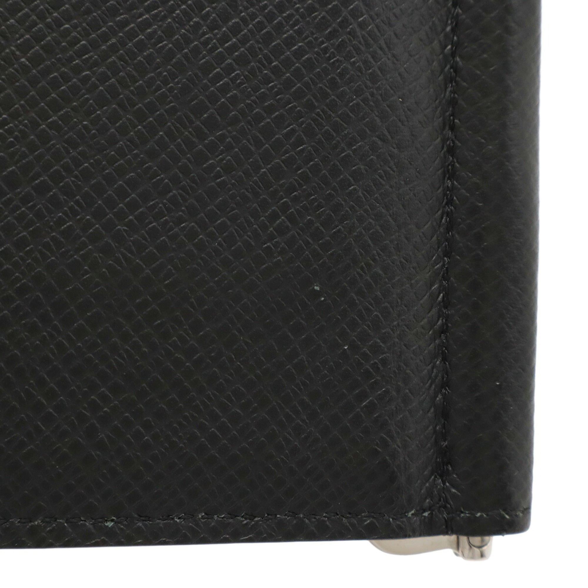 Louis Vuitton Taiga Black Noir Taiga Leather Money Clip (Pre-Owned)