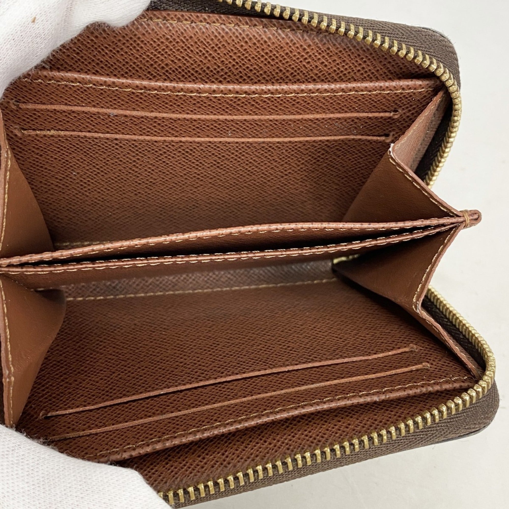 Louis Vuitton Brown Coin Purse/Coin Case (Pre-Owned)