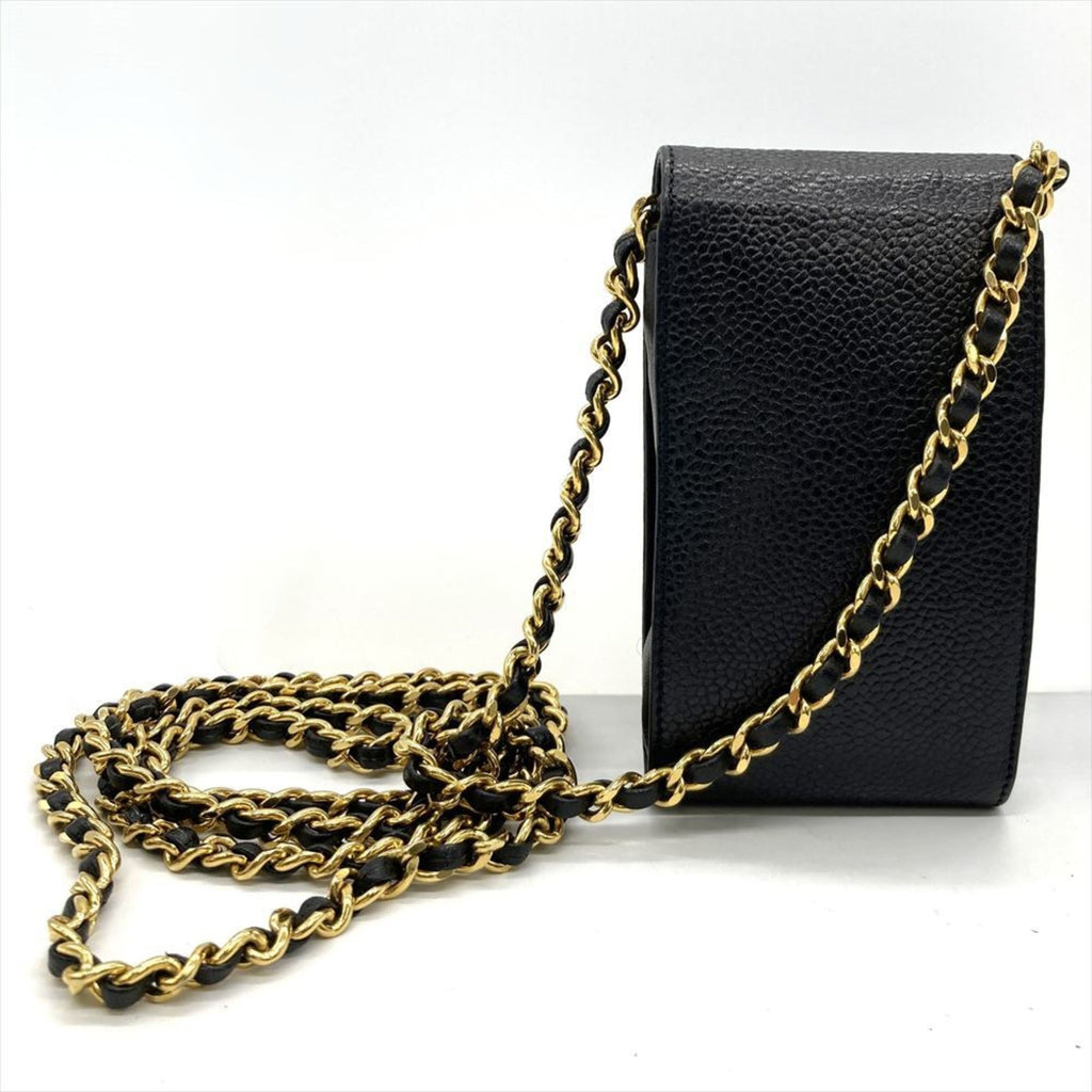 Chanel Black Grained Calfskin Shoulder Bag (Pre-Owned)