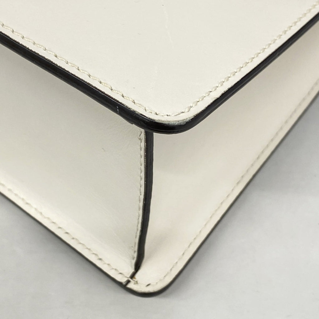Gucci Ivory Leather Handbag (Pre-Owned)