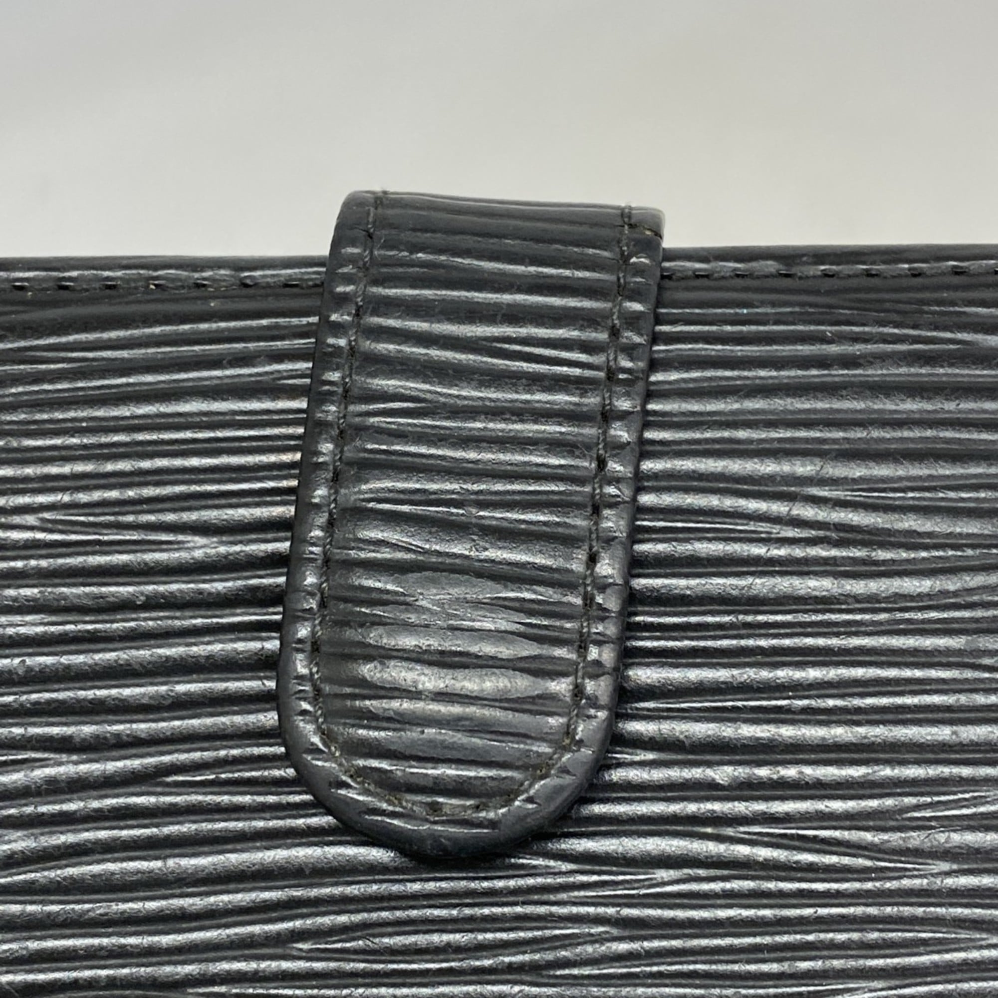 Louis Vuitton Noir Wallet (Bi-Fold) (Pre-Owned)