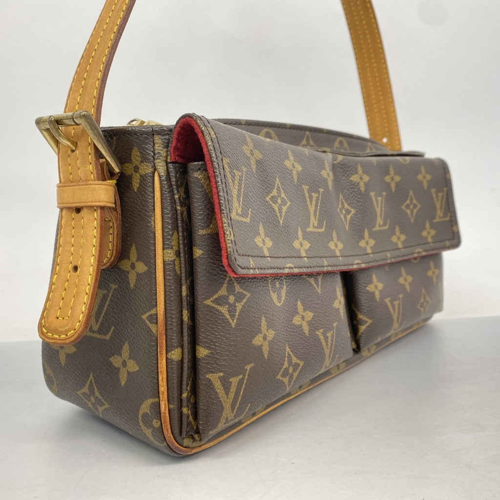 Louis Vuitton Brown Shoulder Bag (Pre-Owned)