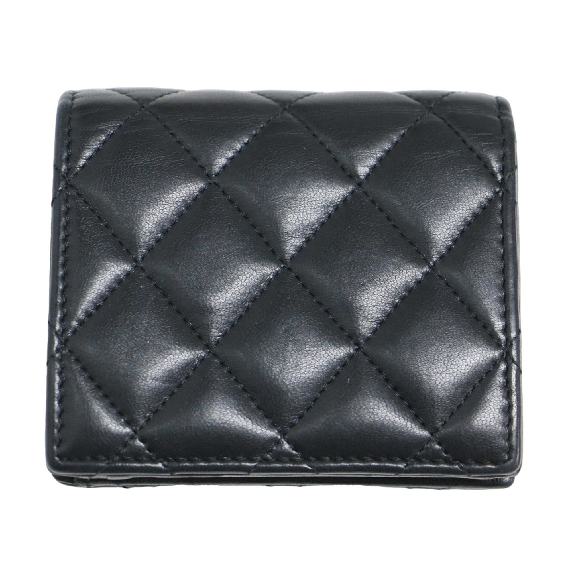 Chanel Black Leather Wallet (Bi-Fold) (Pre-Owned)