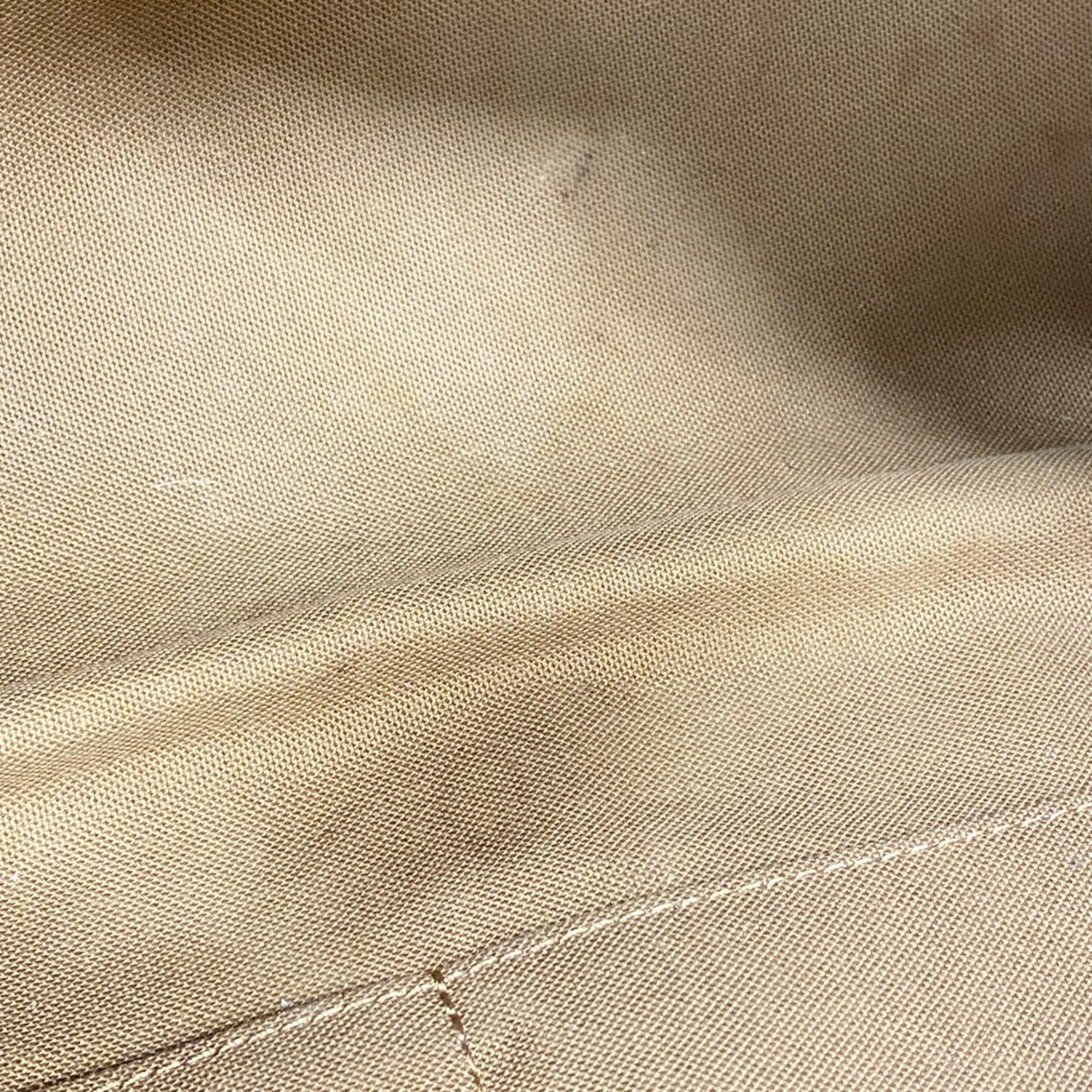 Louis Vuitton Brown Shoulder Bag (Pre-Owned)