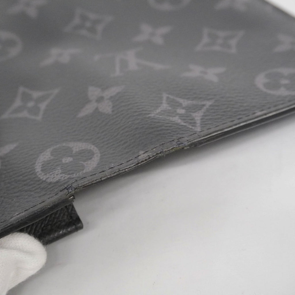 Louis Vuitton Black Long Wallet (Bi-Fold) (Pre-Owned)