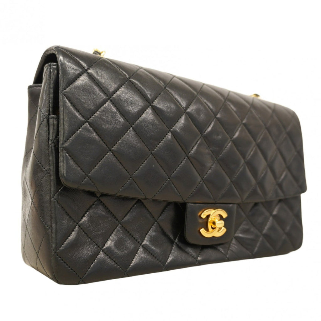 Chanel Black Leather Shoulder Bag (Pre-Owned)