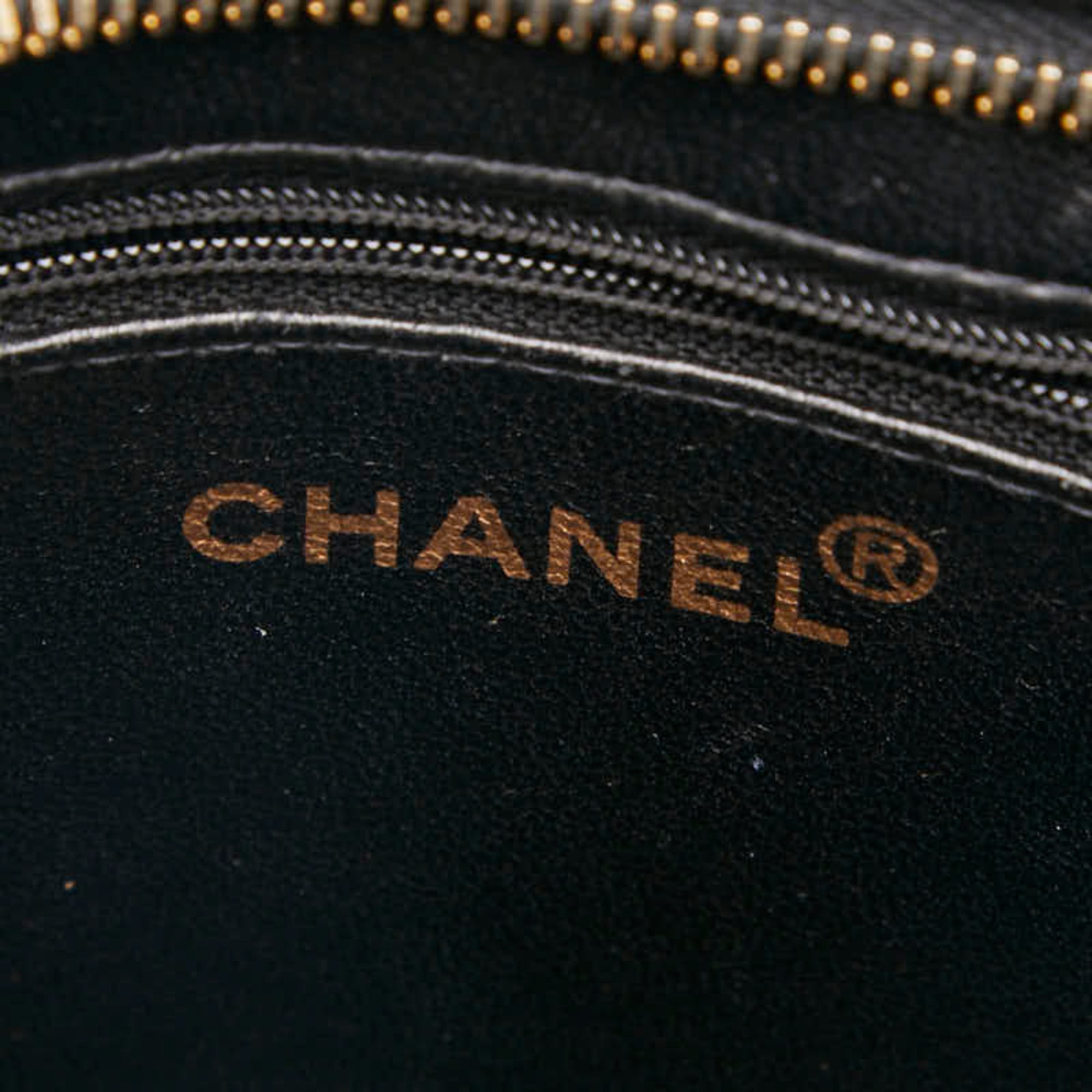 Chanel Black Grained Calfskin Tote Bag (Pre-Owned)