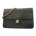 Chanel Black Leather Shoulder Bag (Pre-Owned)