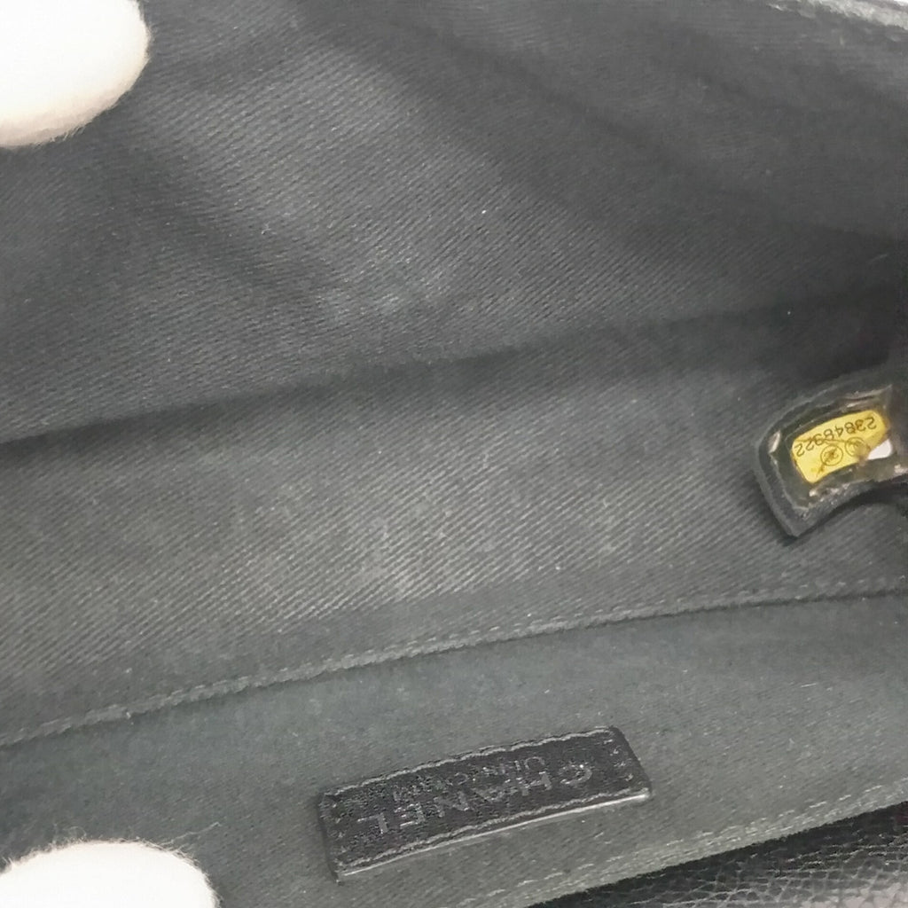 Chanel Black Grained Calfskin Fanny Pack (Pre-Owned)