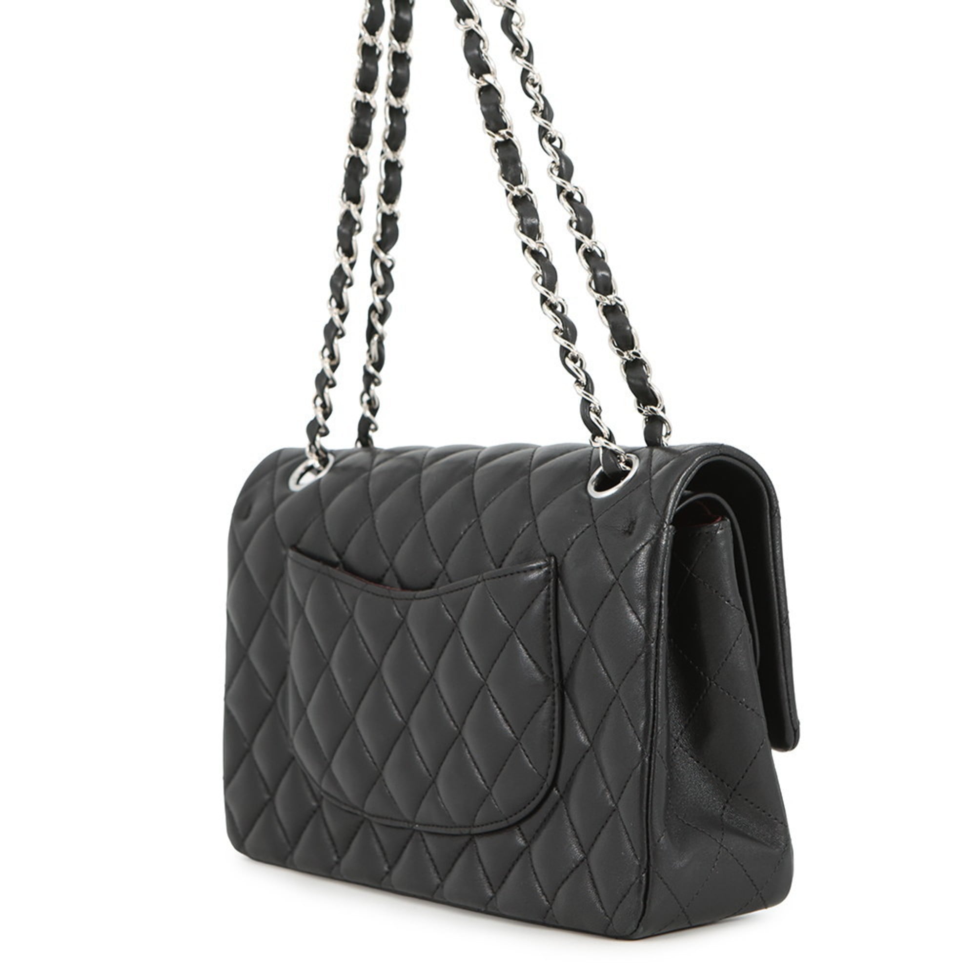 Chanel Matelasse Black Leather Shoulder Bag (Pre-Owned)