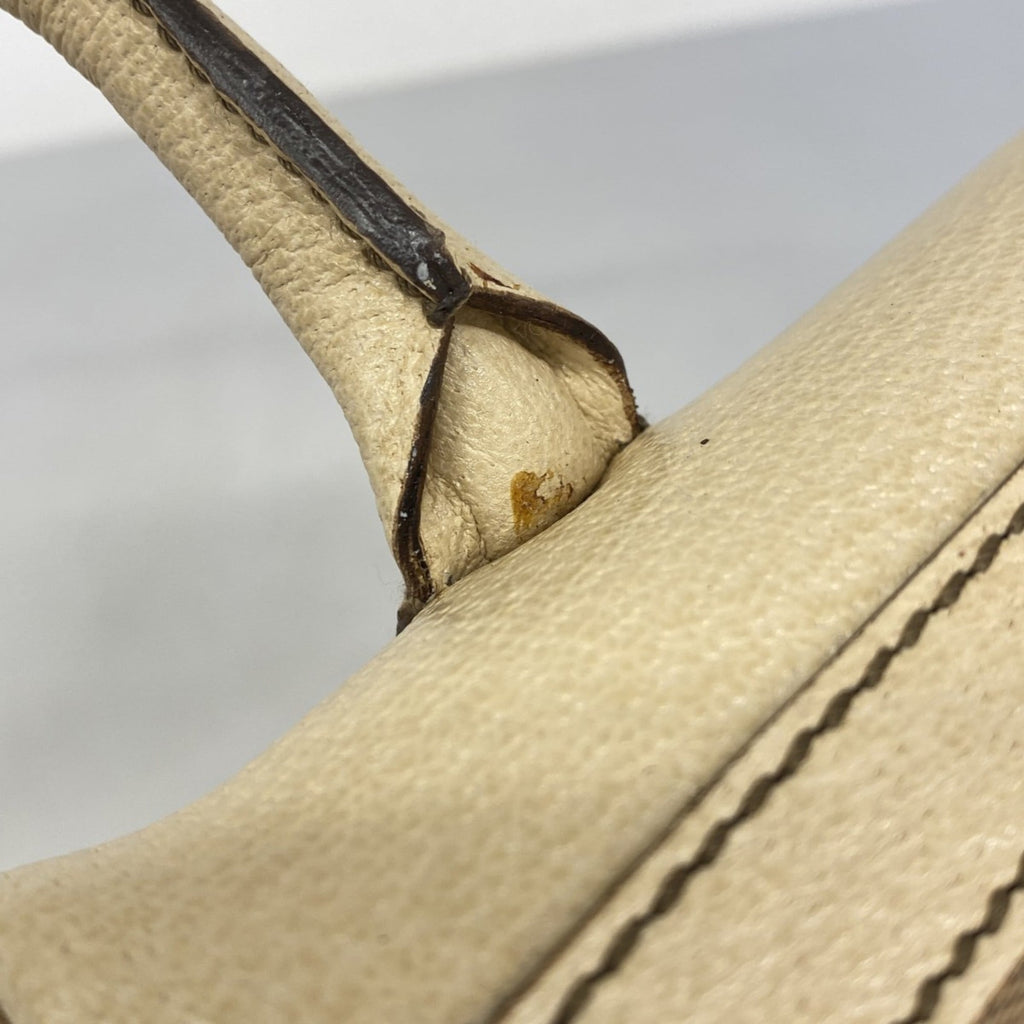 Salvatore Ferragamo Beige Leather Handbag (Pre-Owned)