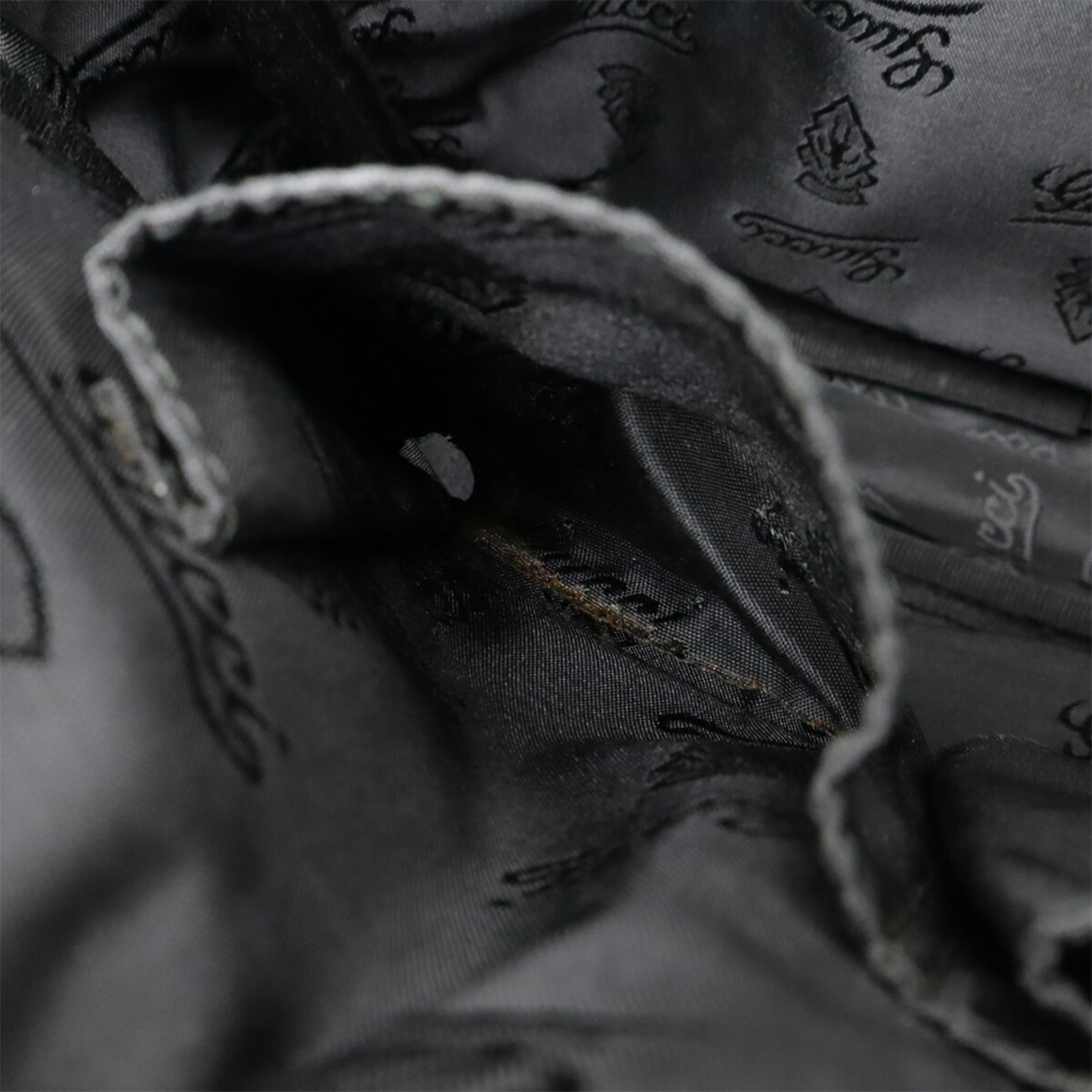 Gucci Black Leather Shoulder Bag (Pre-Owned)