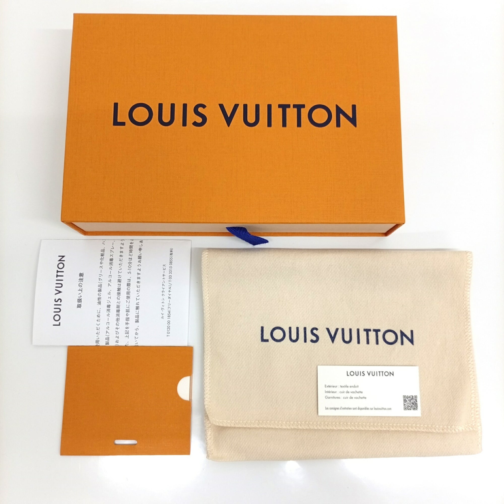 Louis Vuitton Noir Monogram Canvas Taiga Leather Leather Coin Purse/Coin Case (Pre-Owned)