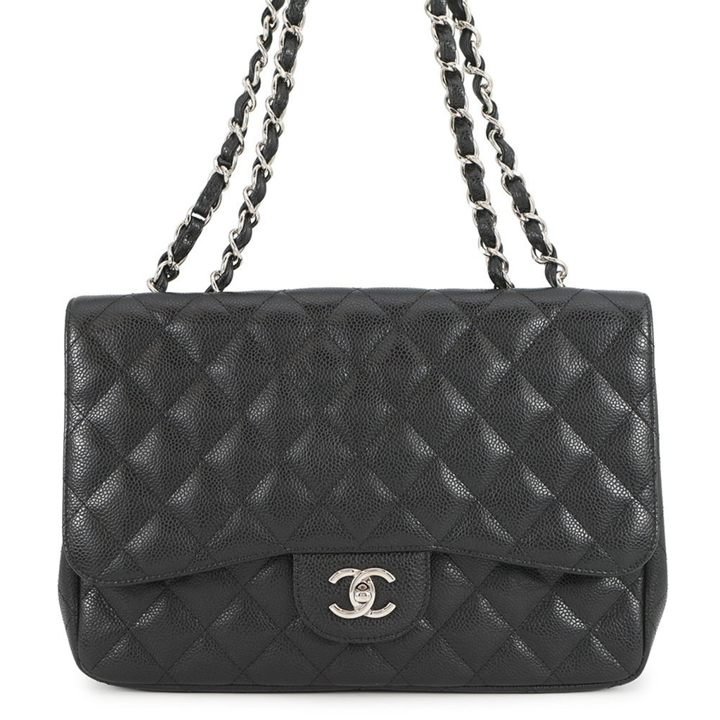 Chanel Matelasse Black Grained Calfskin Shoulder Bag (Pre-Owned)