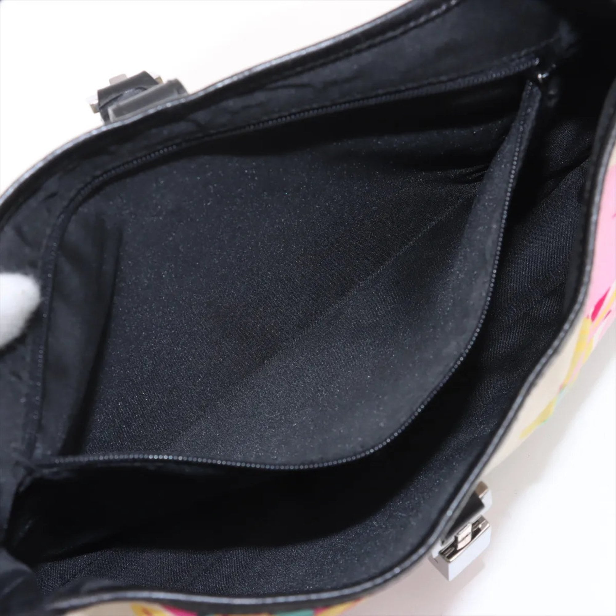 Gucci Multi-Color Leather Canvas Shoulder Bag (Pre-Owned)