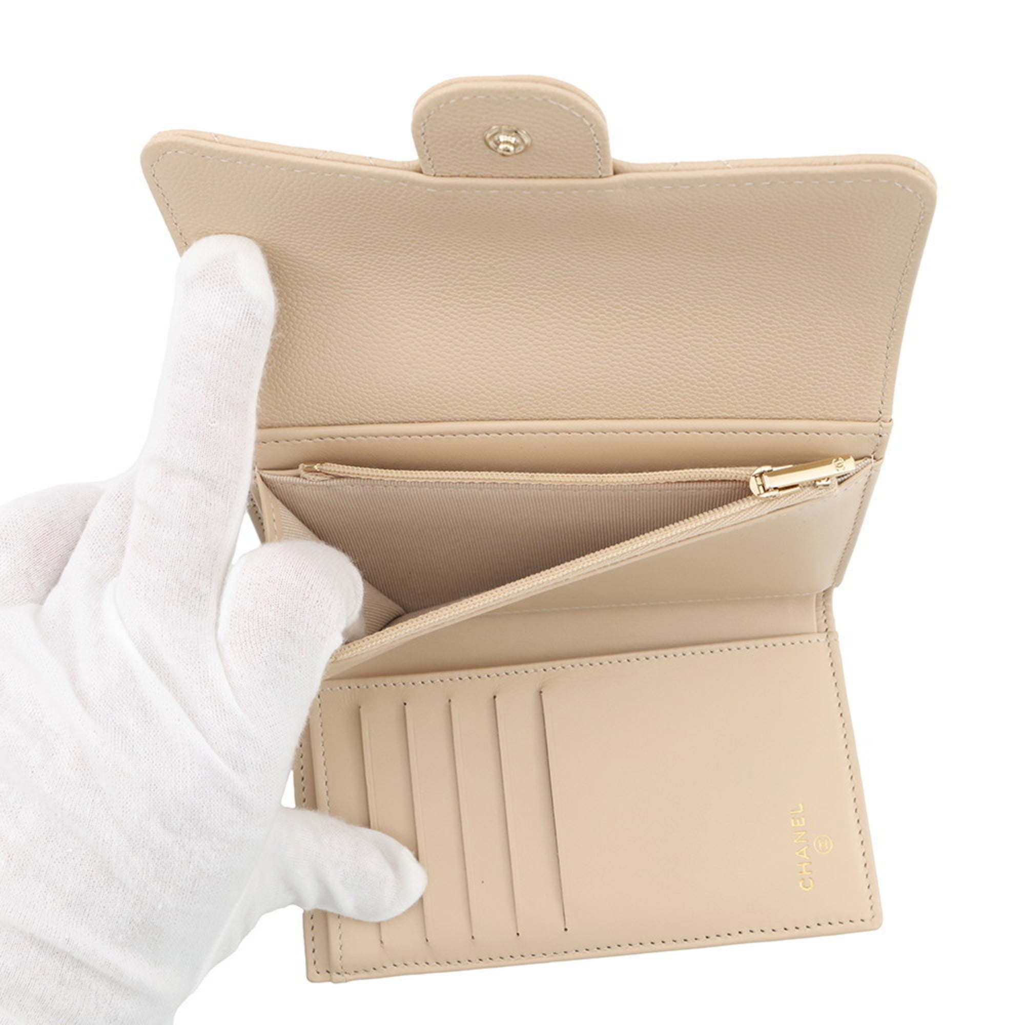 Chanel Matelasse Beige Grained Calfskin Wallet (Tri-Fold) (Pre-Owned)