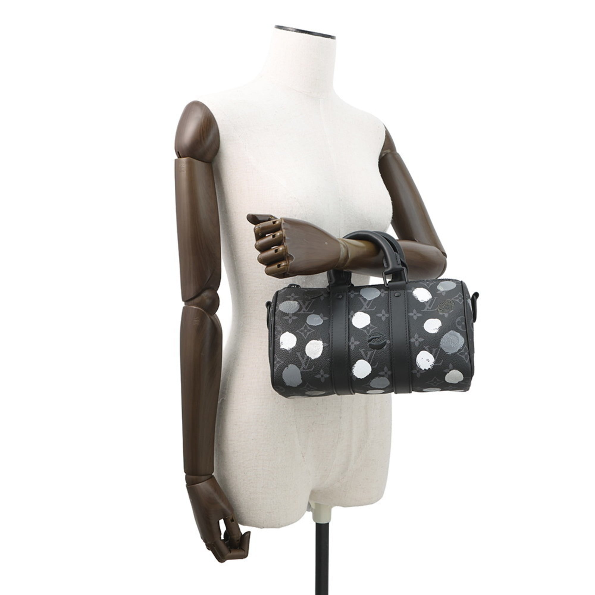 Louis Vuitton Monogram Eclipse Black Noir Monogram Eclipse Handbag (Pre-Owned)