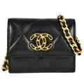 Chanel Black Leather Shoulder Bag (Pre-Owned)