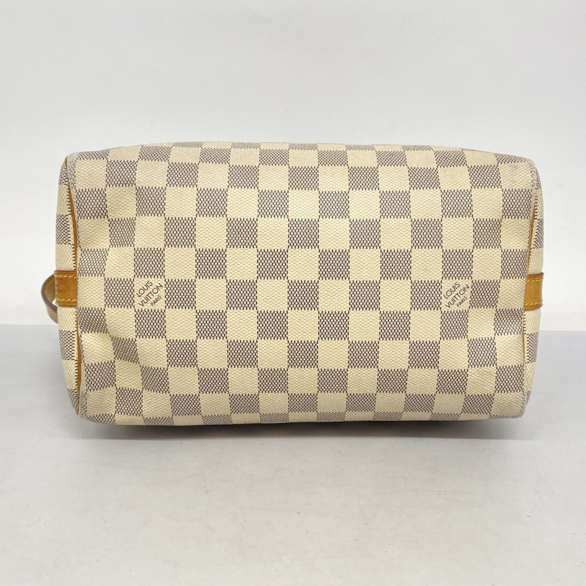 Louis Vuitton White Handbag (Pre-Owned)