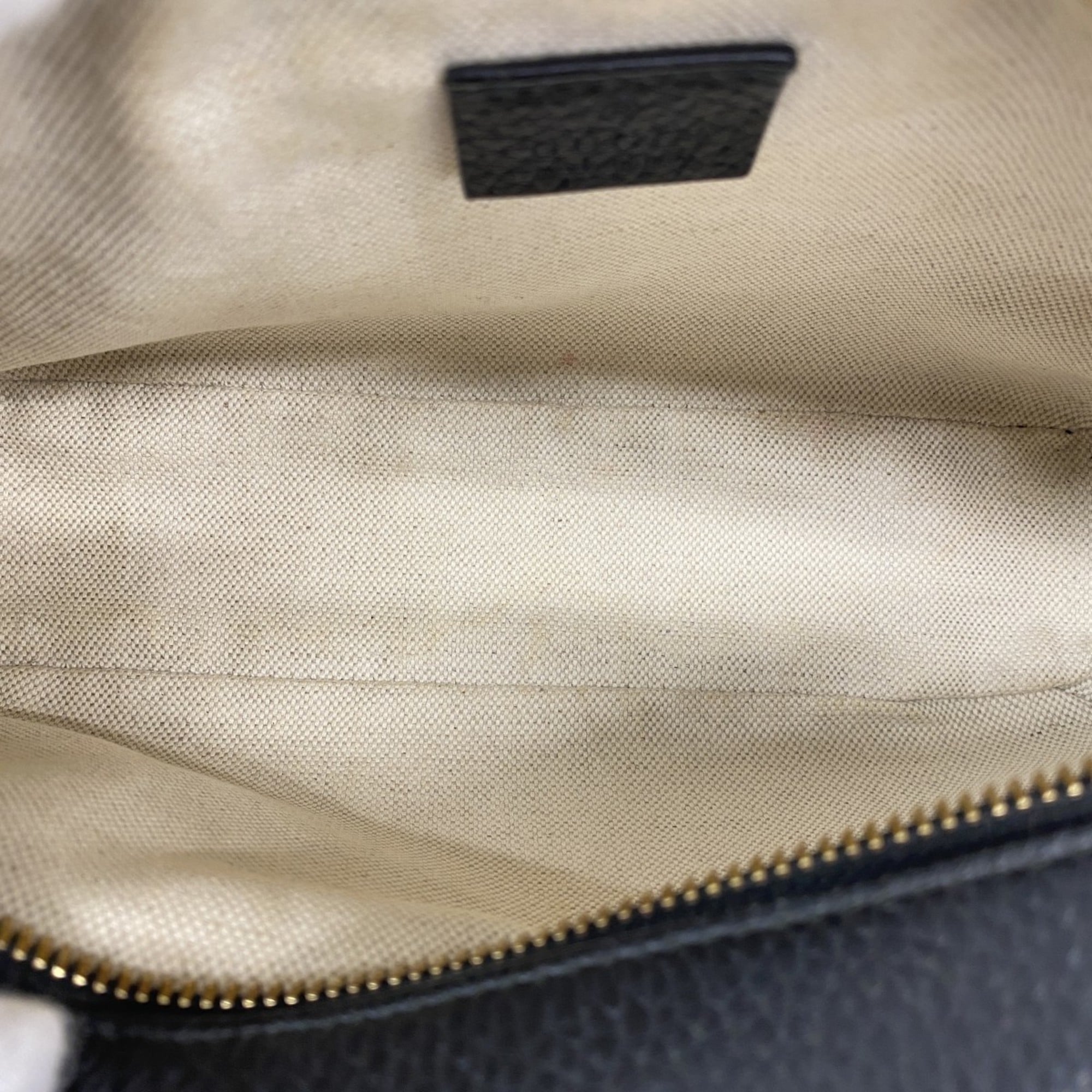 Gucci Black Leather Shoulder Bag (Pre-Owned)