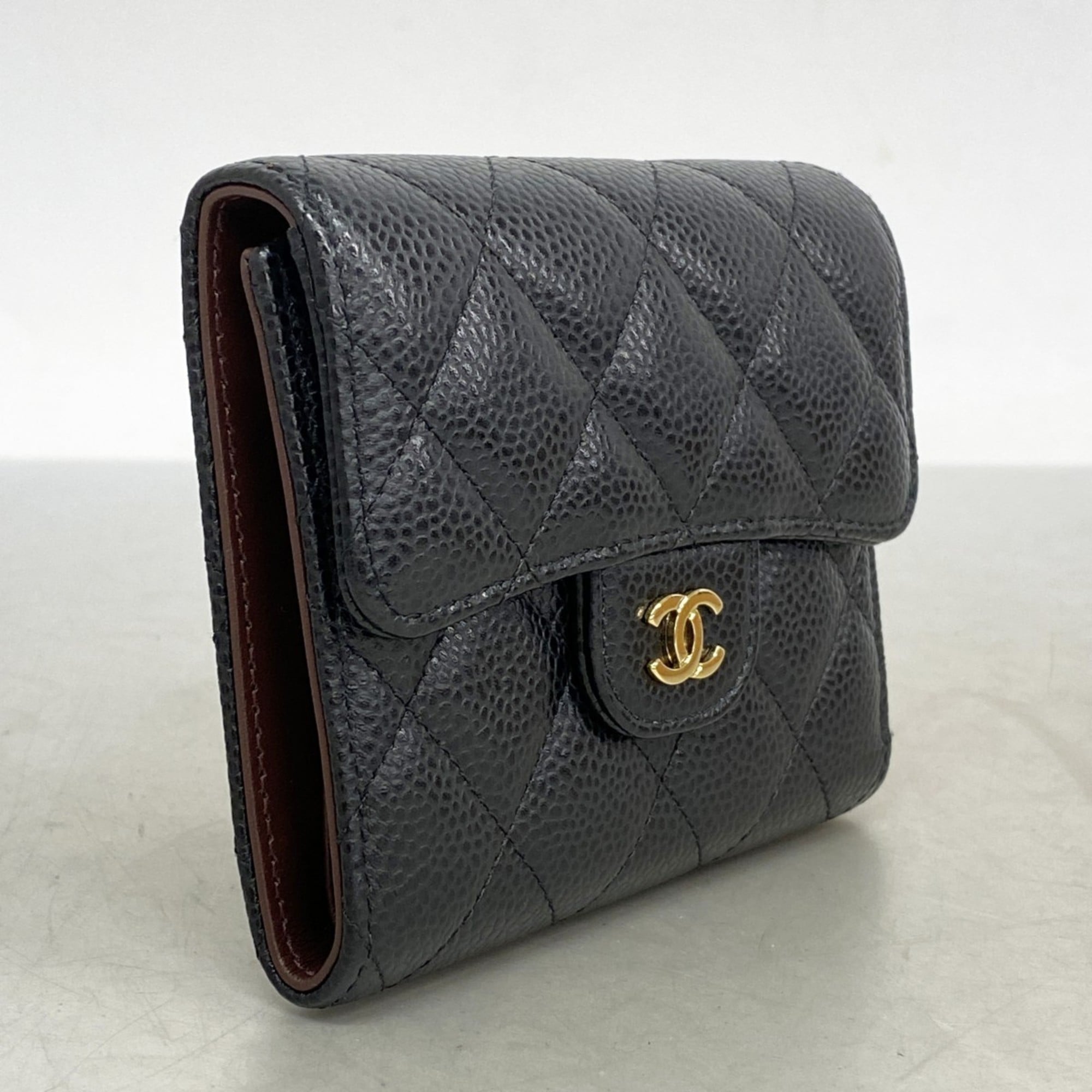Chanel Black Grained Calfskin Wallet (Tri-Fold) (Pre-Owned)