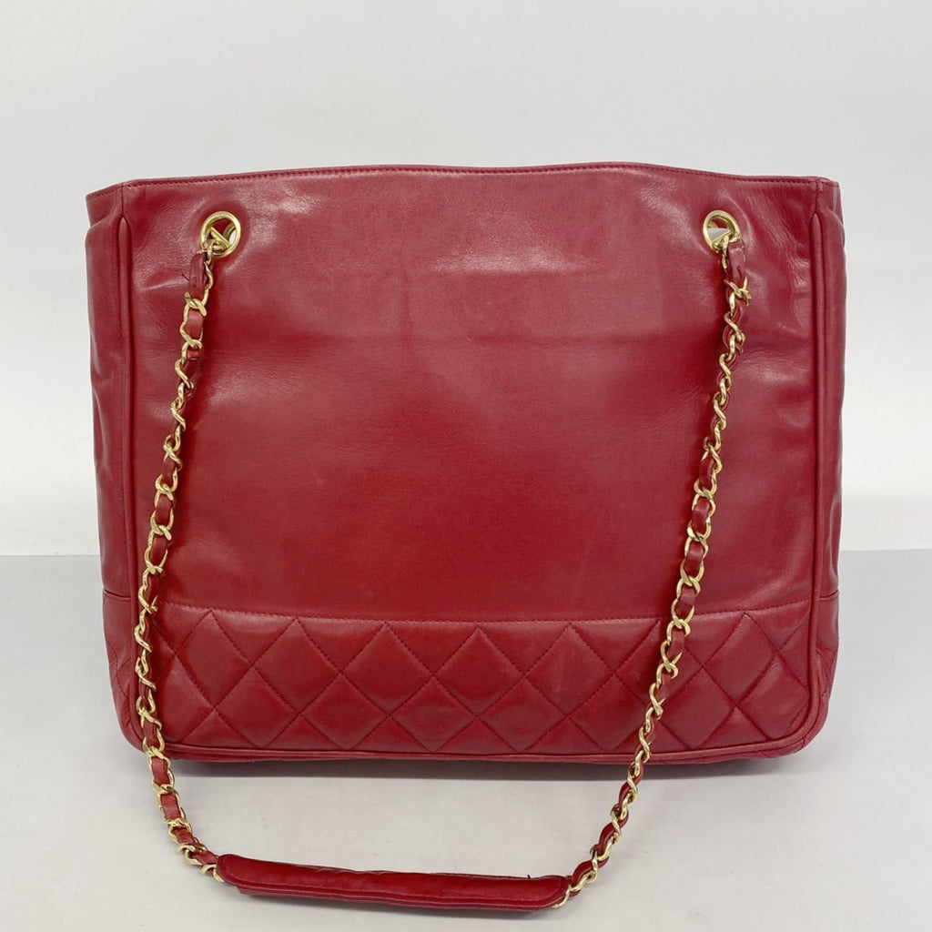 Chanel Red Color Leather Shoulder Bag (Pre-Owned)