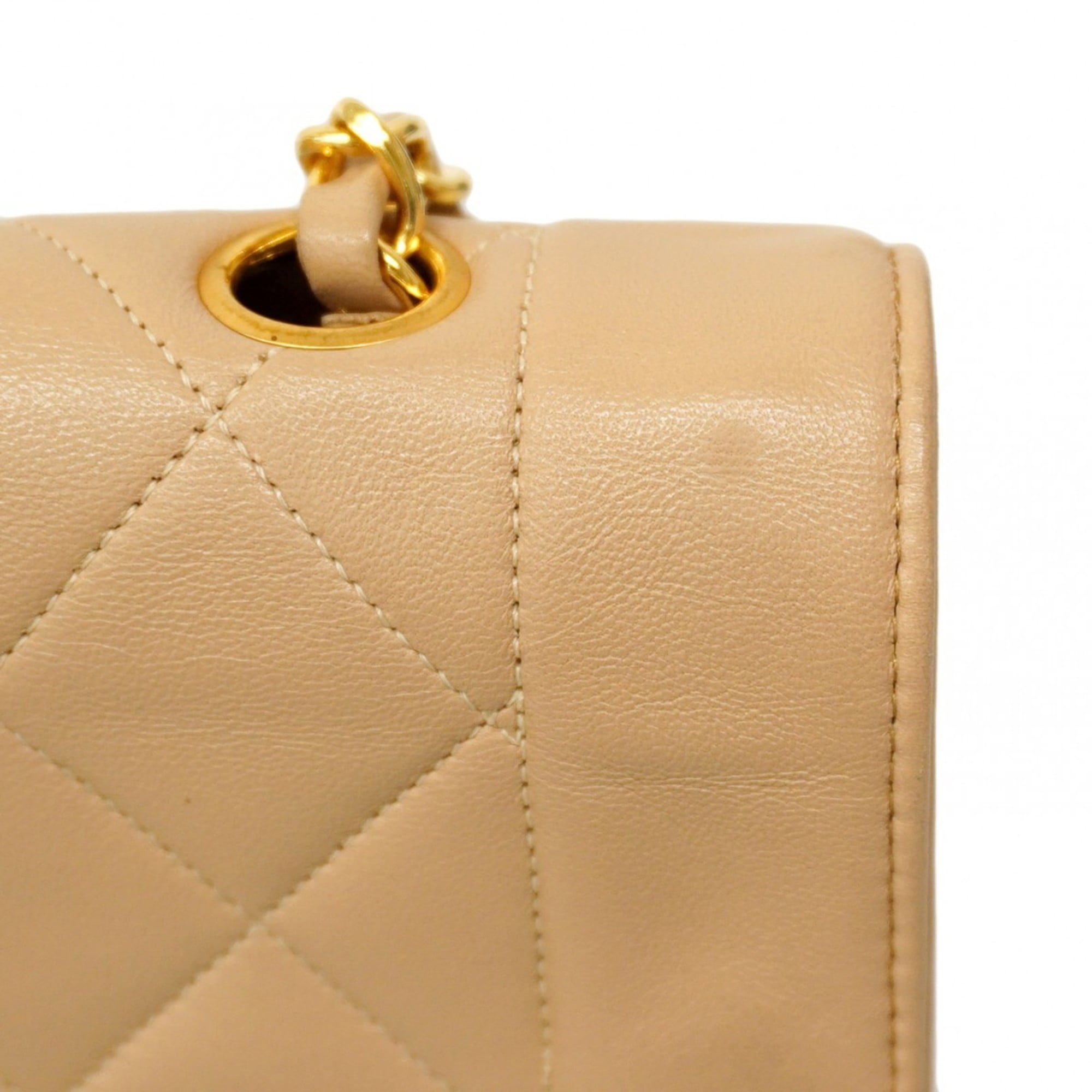 Chanel Beige Leather Shoulder Bag (Pre-Owned)