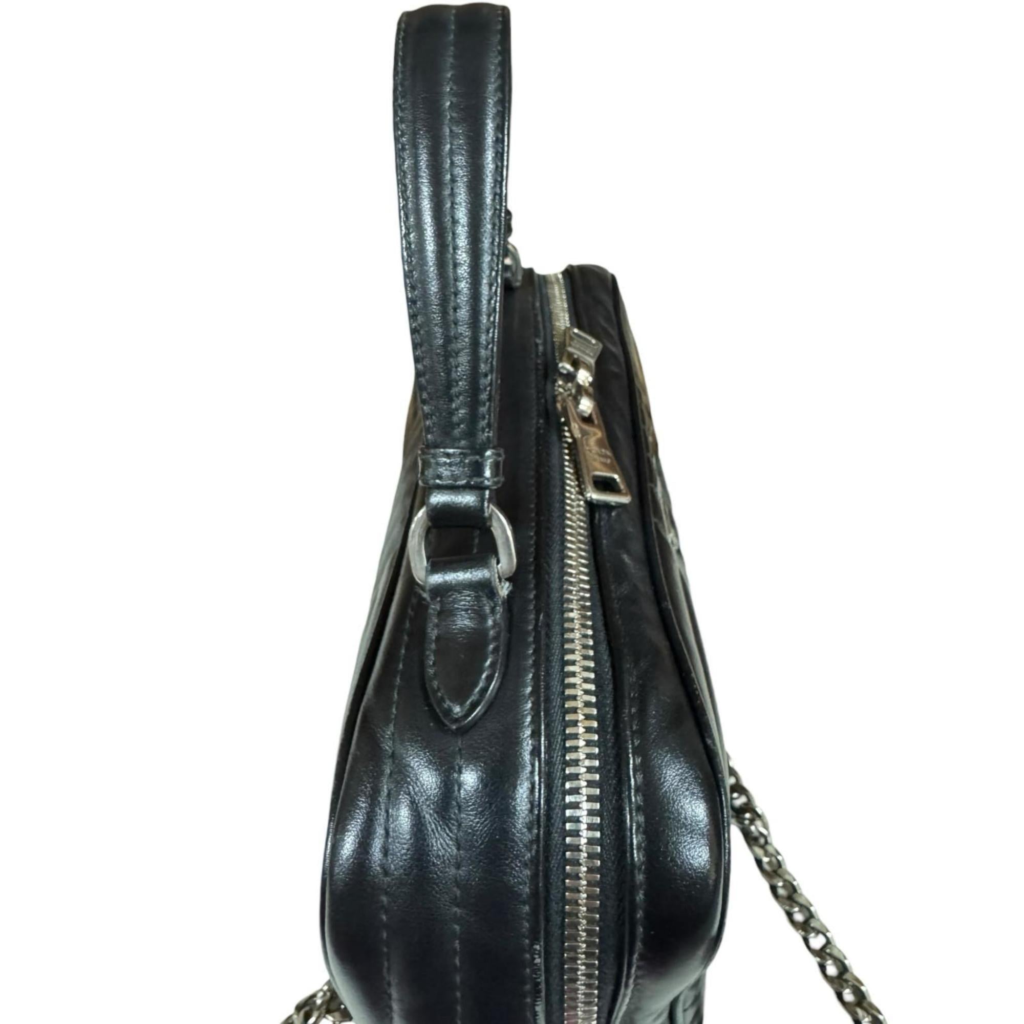 Prada Black Leather Shoulder Bag (Pre-Owned)