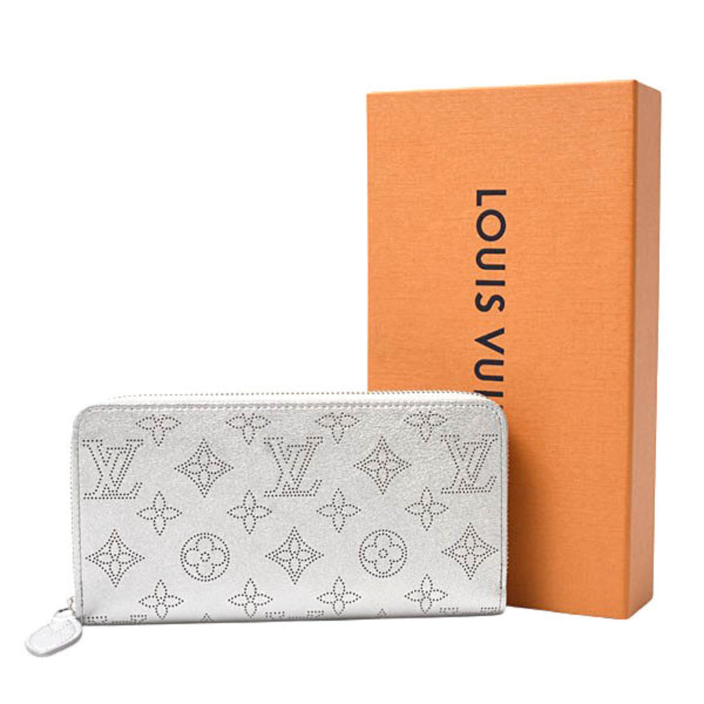 Louis Vuitton Mahina Silver Mahina Leather Long Wallet (Tri-Fold) (Pre-Owned)