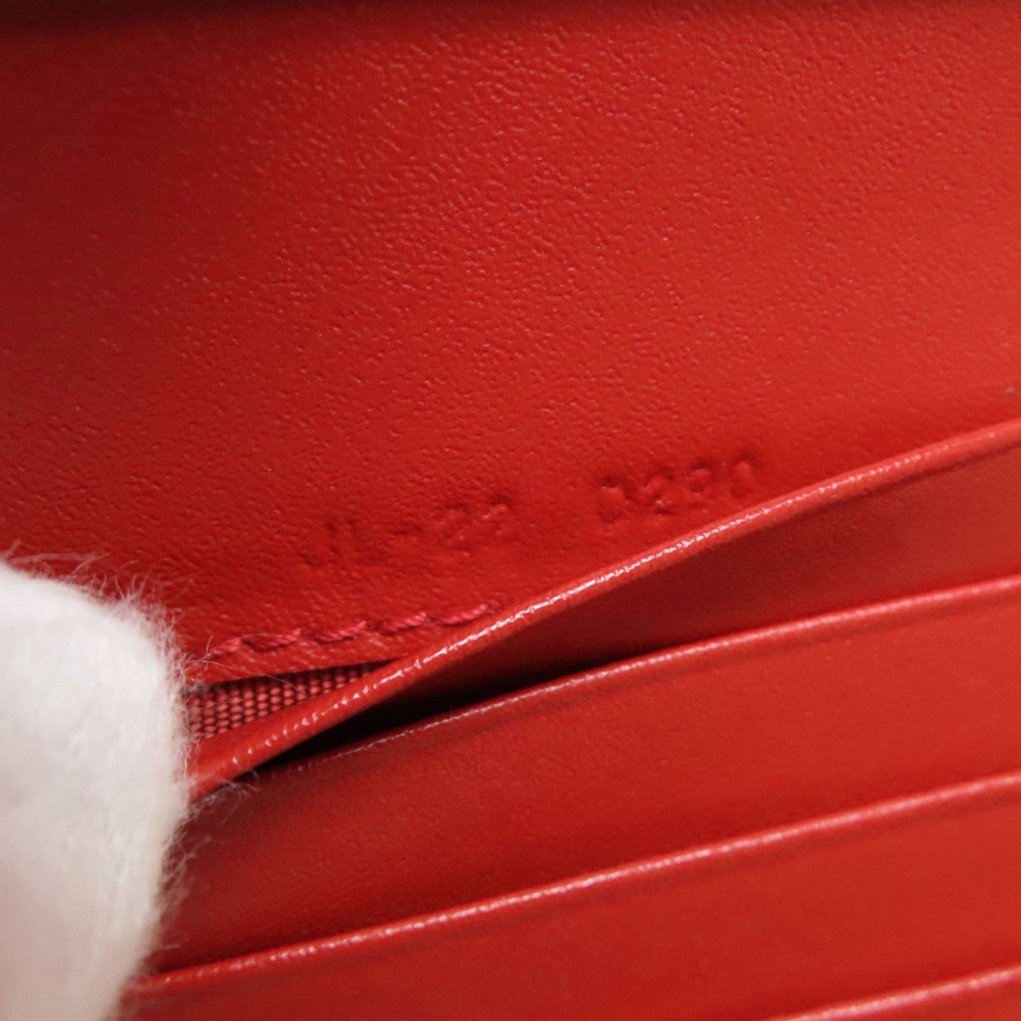 Salvatore Ferragamo Red Color Leather Wallet (Bi-Fold) (Pre-Owned)