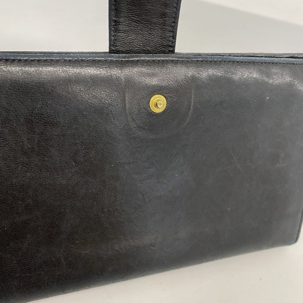 Chanel Black Leather Wallet (Bi-Fold) (Pre-Owned)